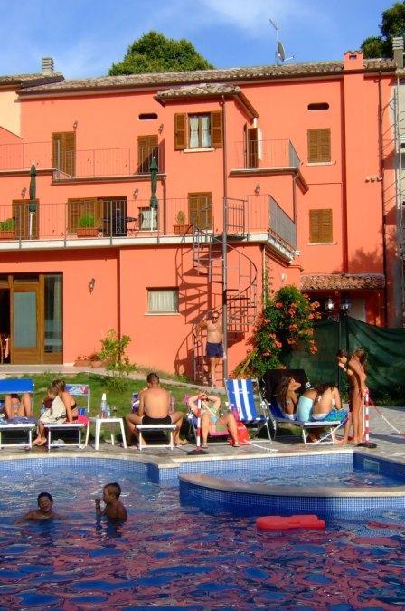 Albergo Montenerone Piobbico Eksteriør bilde